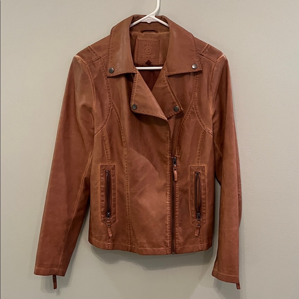 MAX STUDIO Womens Size M Tan / Cognac Washed Faux Leather Moto Jacket